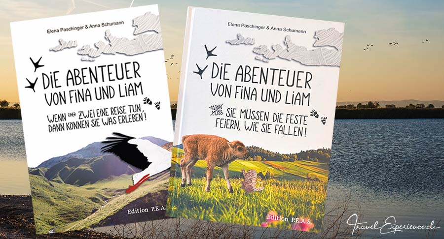 Zwei Buchcover, Die Abenteuer von Fina und Liam, im Hintergrund der Neusiedler See
