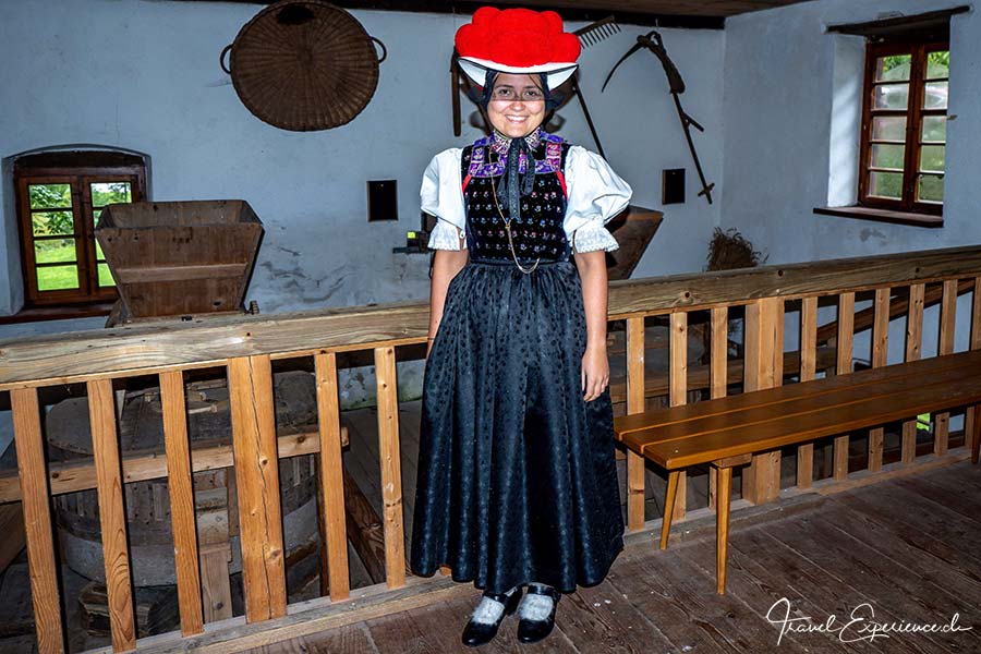 Schwarzwald, Michelle Jakob, Jockelesmühle, Tracht, Bollenhut