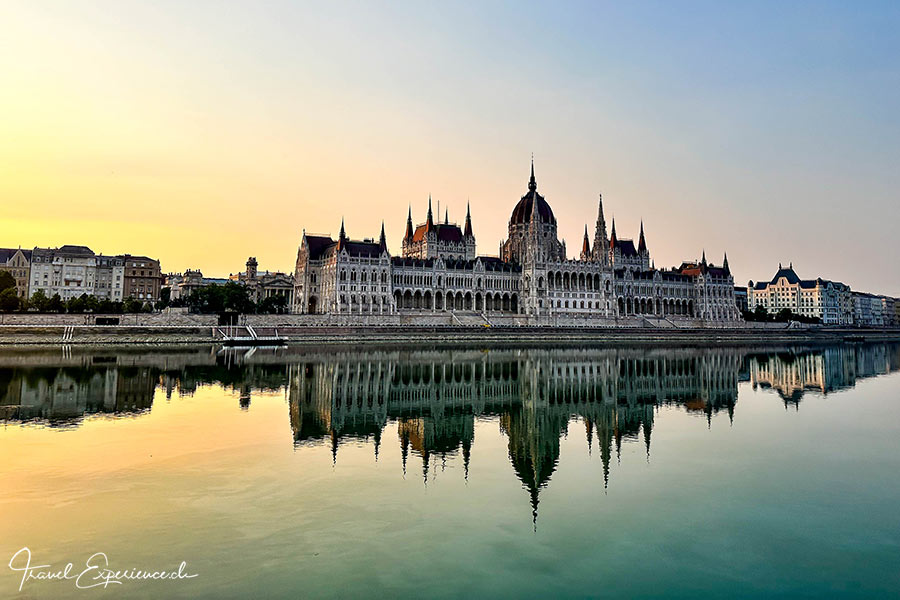 Flussreise, Donau, Excellence Princess, Budapest, Parlamentsgebäude