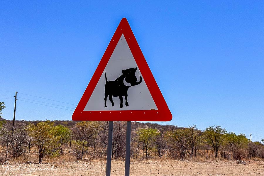 Namibia, Etosha Nationalpark, Schild