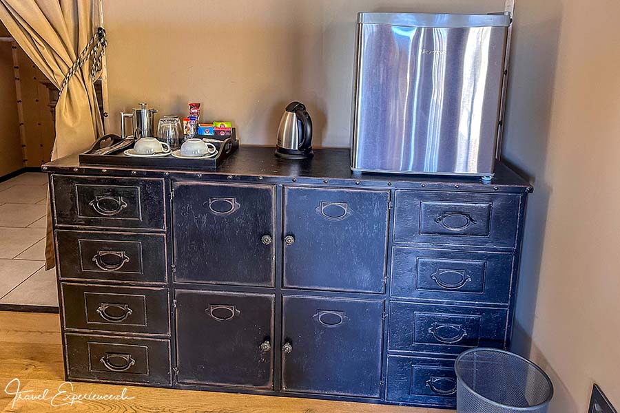 Namibia, Twyfelfontein Adventure Camp, Minibar,