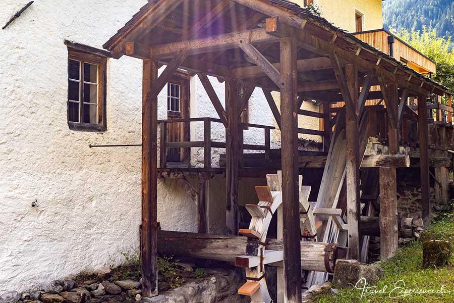 Schweiz, Val Müstair, Münstertal, Muglin Mall, Wasserrad