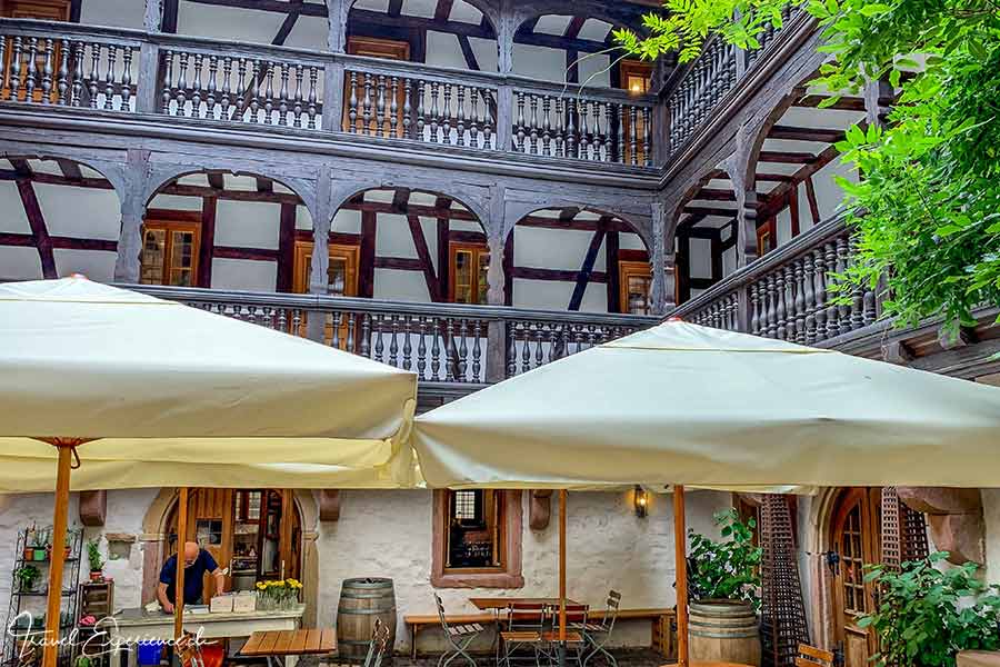Südliche Weinstrasse, Landau, Frank-Loebsches-Haus, Wirtschaft Zur Blum