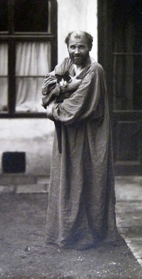 Schwarz-Weiss-Fotografie, historisch Gustav Klimt mit Katze, © Wien Museum
