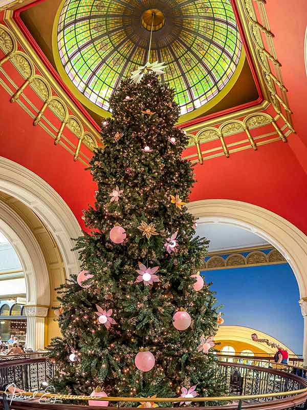 Weihnachtsbaum im Queen Victoria Building in Sydney
